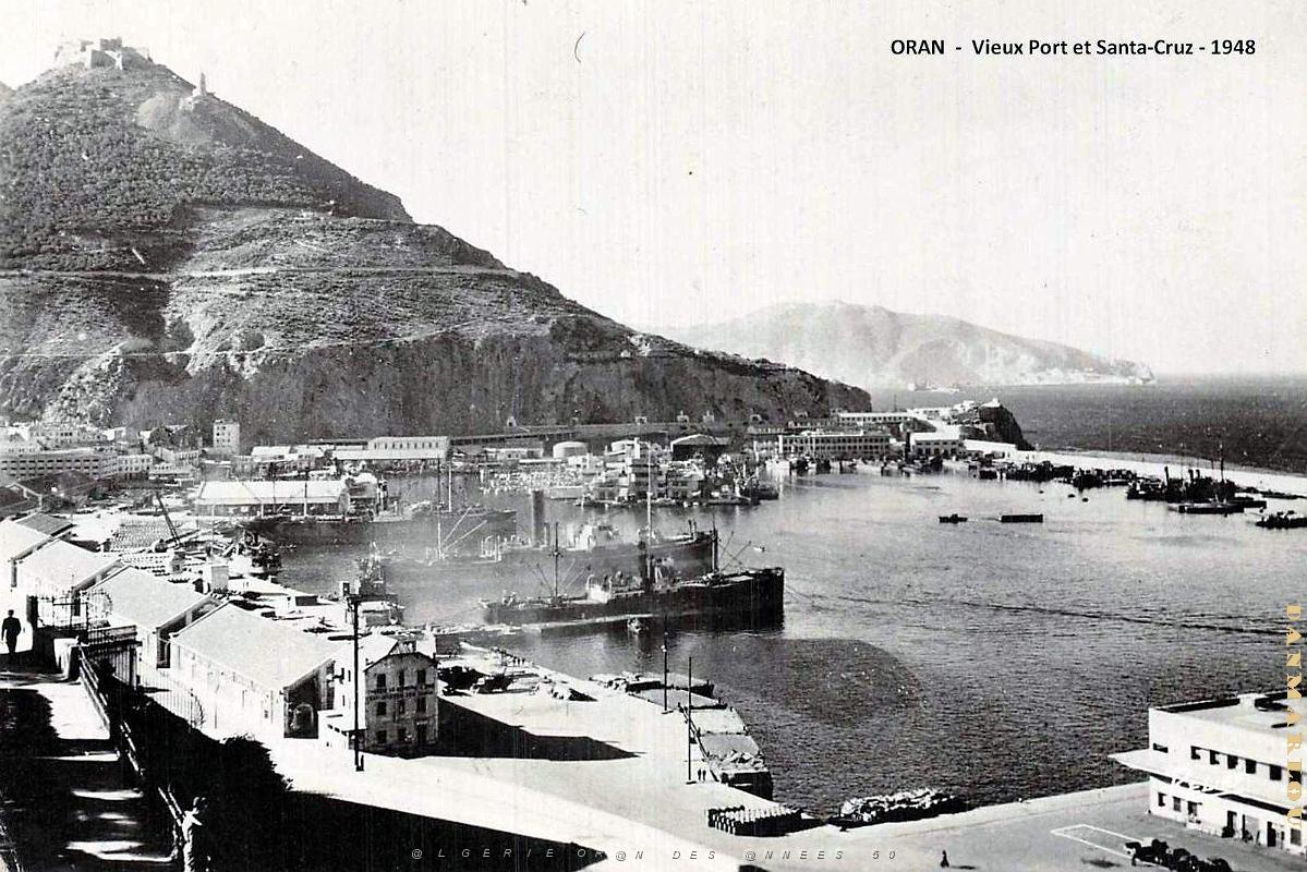 Oran - Vieux Port et Santa-Cruz - 1948.jpg